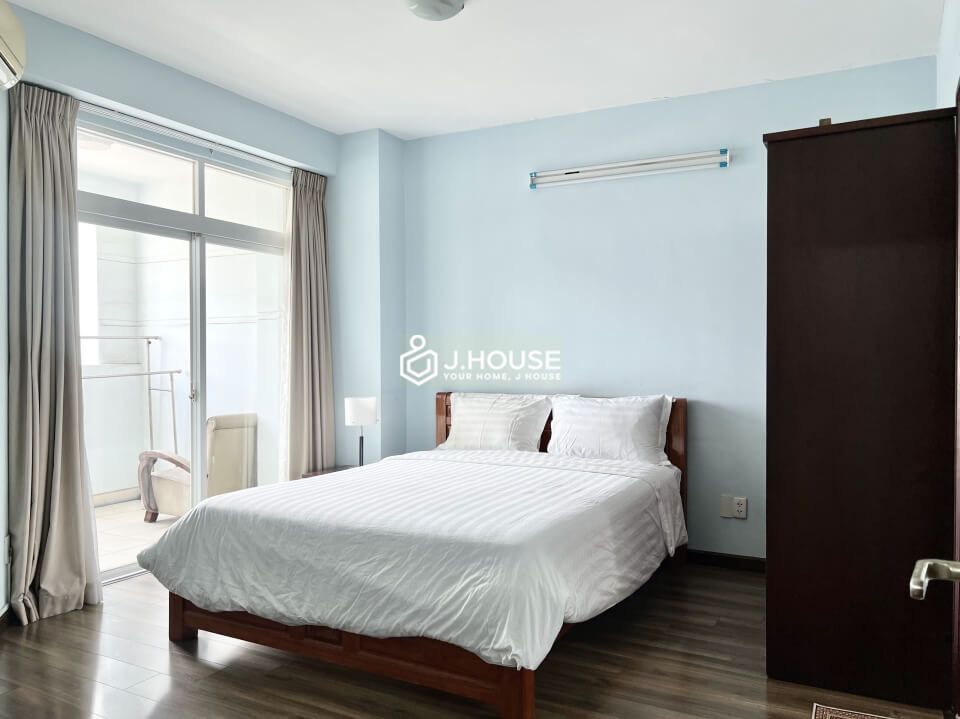 Spacious 2-bedroom serviced apartment at International Plaza apartment, District 1, HCMC-12