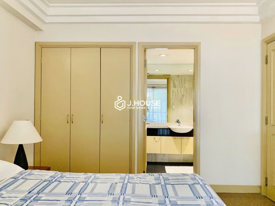 Spacious 2-bedroom serviced apartment with long balcony in District 3, HCMC-11