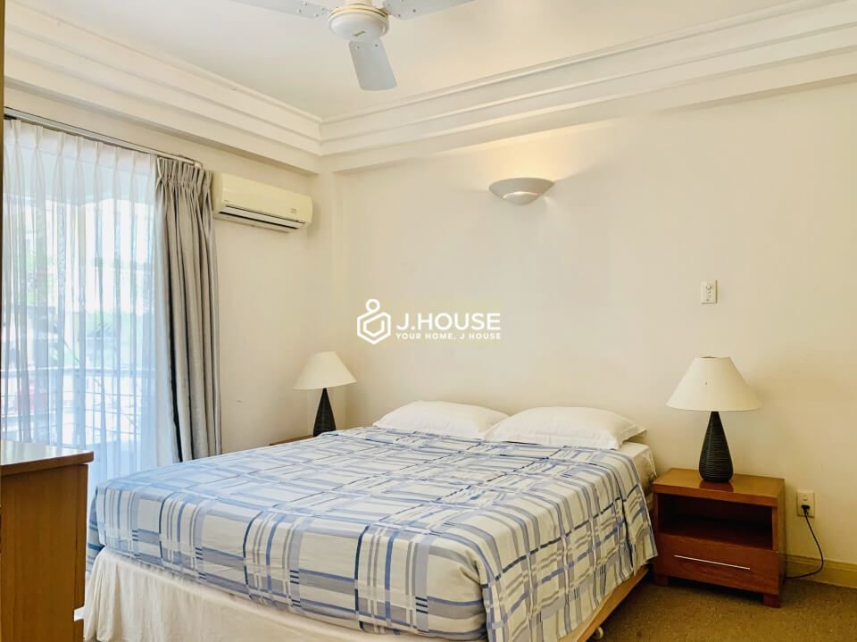 Spacious 2-bedroom serviced apartment with long balcony in District 3, HCMC-9