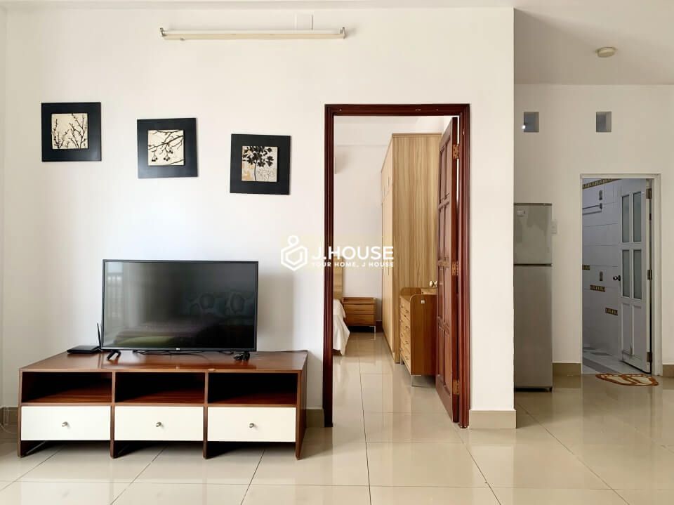 Spacious serviced apartment with lots of natural light on Le Van Sy street, Tan Binh District-4