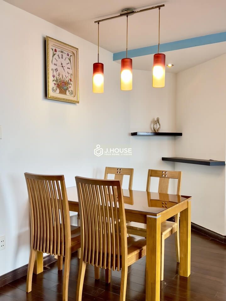 2-bedroom apartment in International Plaza apartment building in District 1, HCMC-9