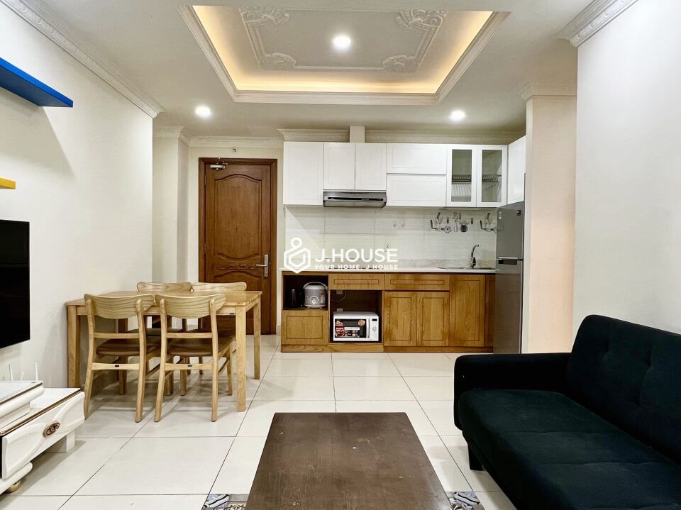 2-bedroom serviced apartment with rooftop pool and gym in Thao Dien, District 2, HCMC