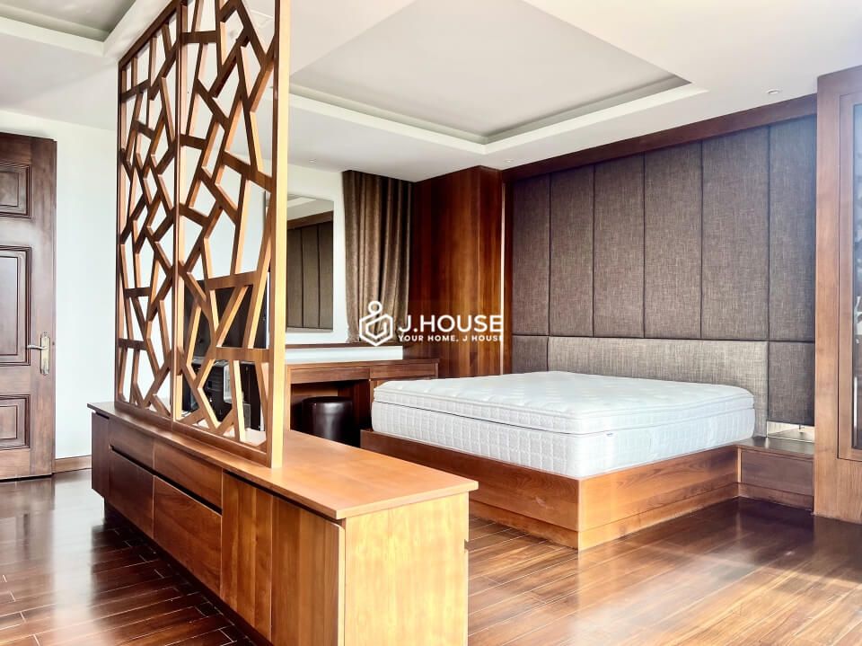3-bedroom penthouse apartment with private terrace in District 3, HCMC-13