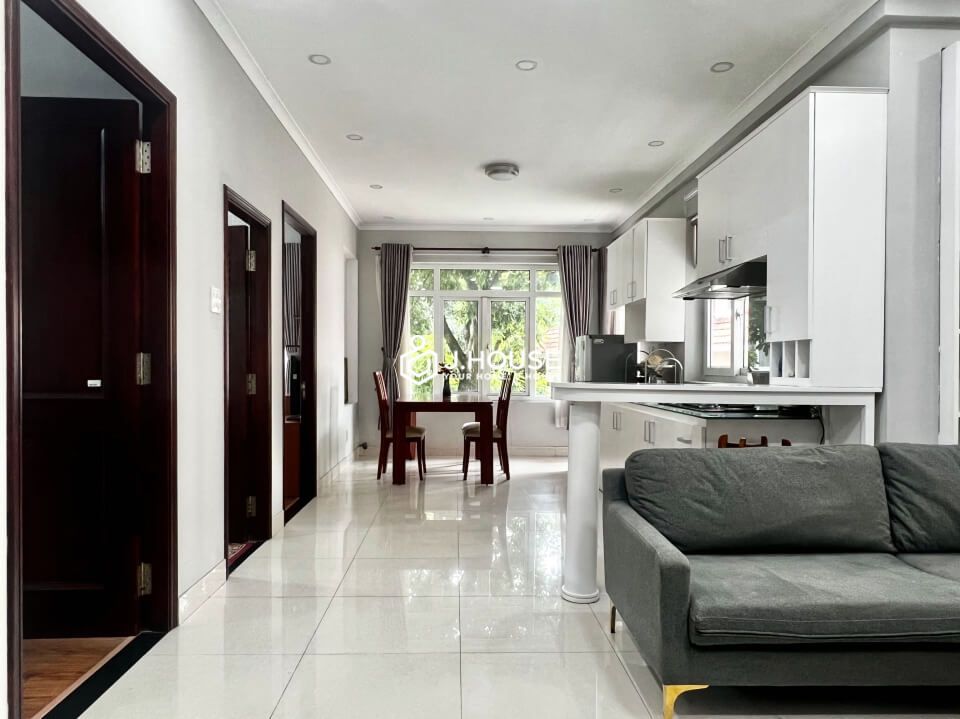 Bright 2-bedroom serviced apartment with rooftop pool in Thao Dien, District 2, HCMC-3