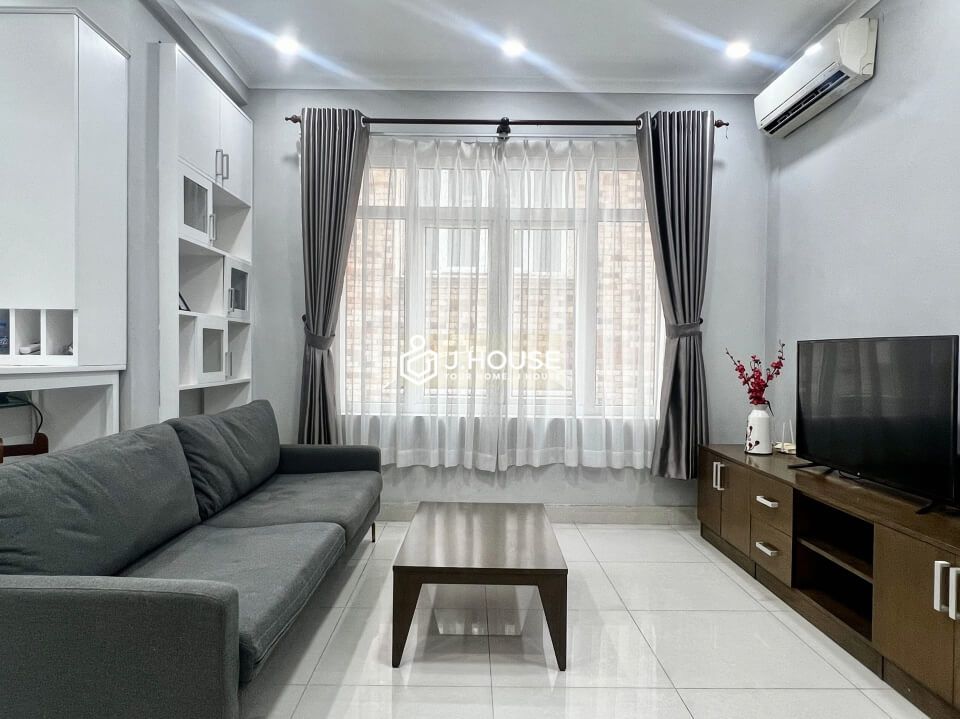 Bright 2-bedroom serviced apartment with rooftop pool in Thao Dien, District 2, HCMC