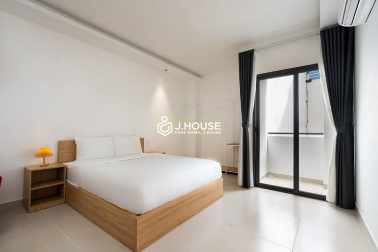 Modern serviced apartment with balcony in Tan Dinh ward, District 1, HCMC