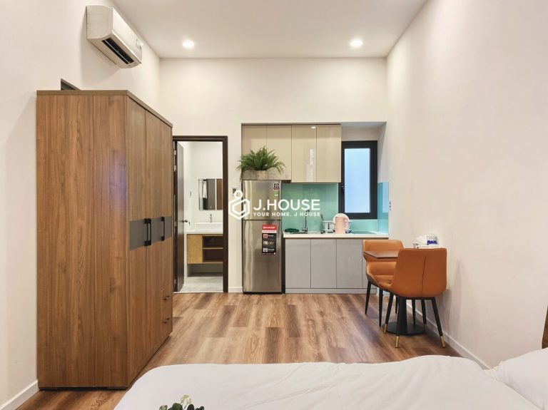 Modern studio apartment for rent near Le Van Tam Park District 3, HCMC