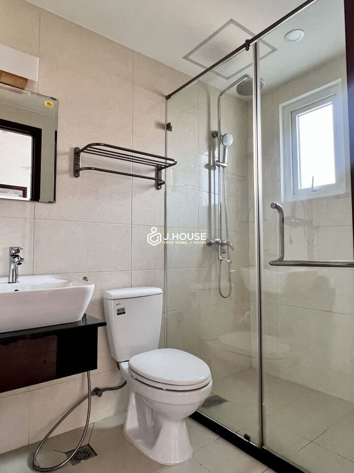 1 bedroom serviced apartment near the airport, Tan Binh District, HCMC-8
