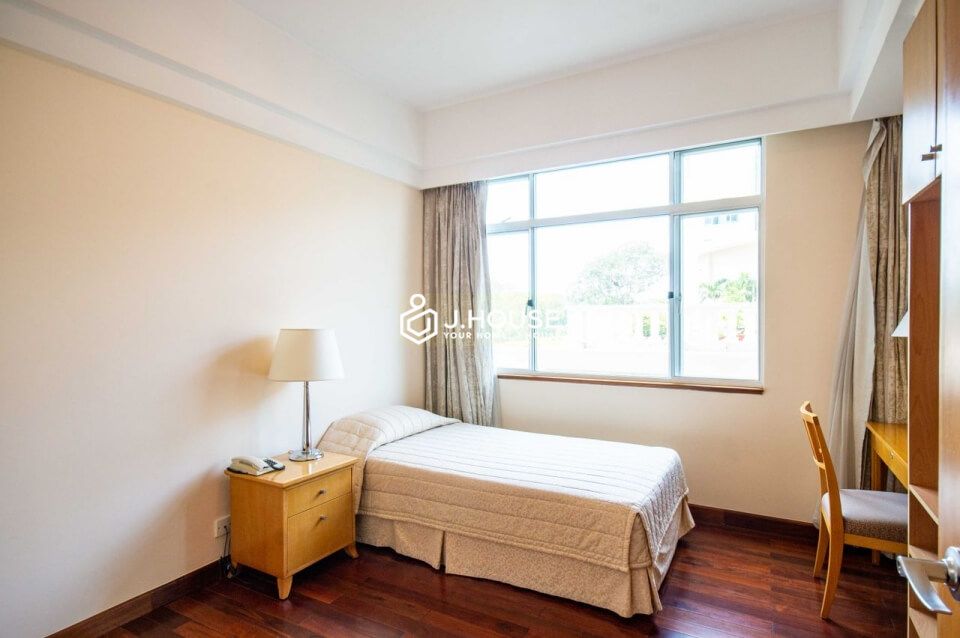 3-bedroom serviced apartment at Indochine Park Tower, Le Quy Don street, District 3, HCMC-17
