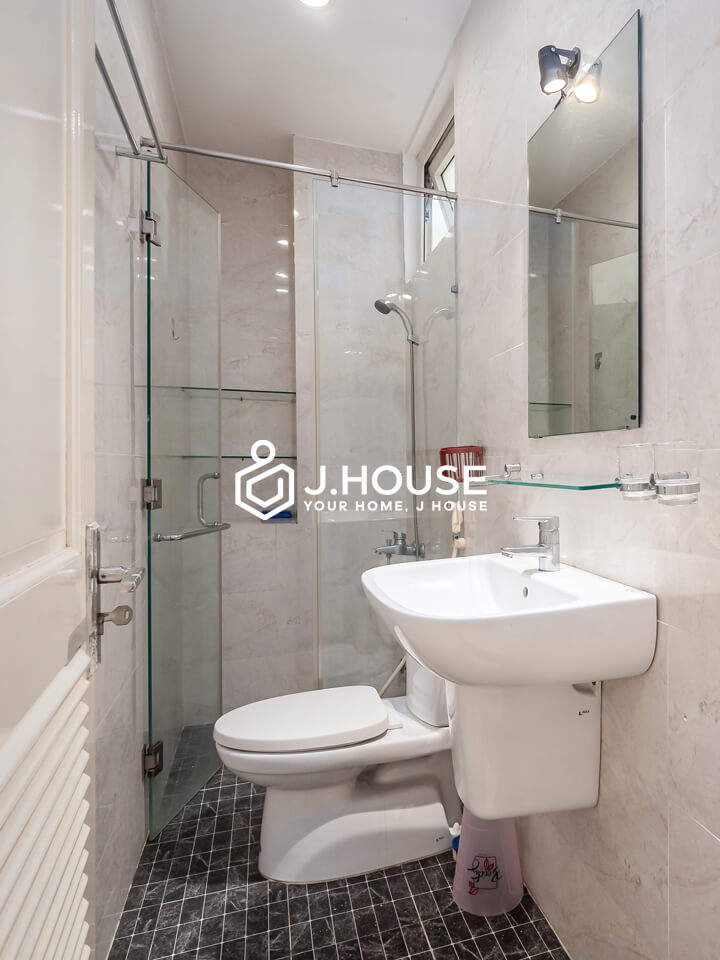 Affordable 2-bedroom apartment for rent in Thao Dien, District 2