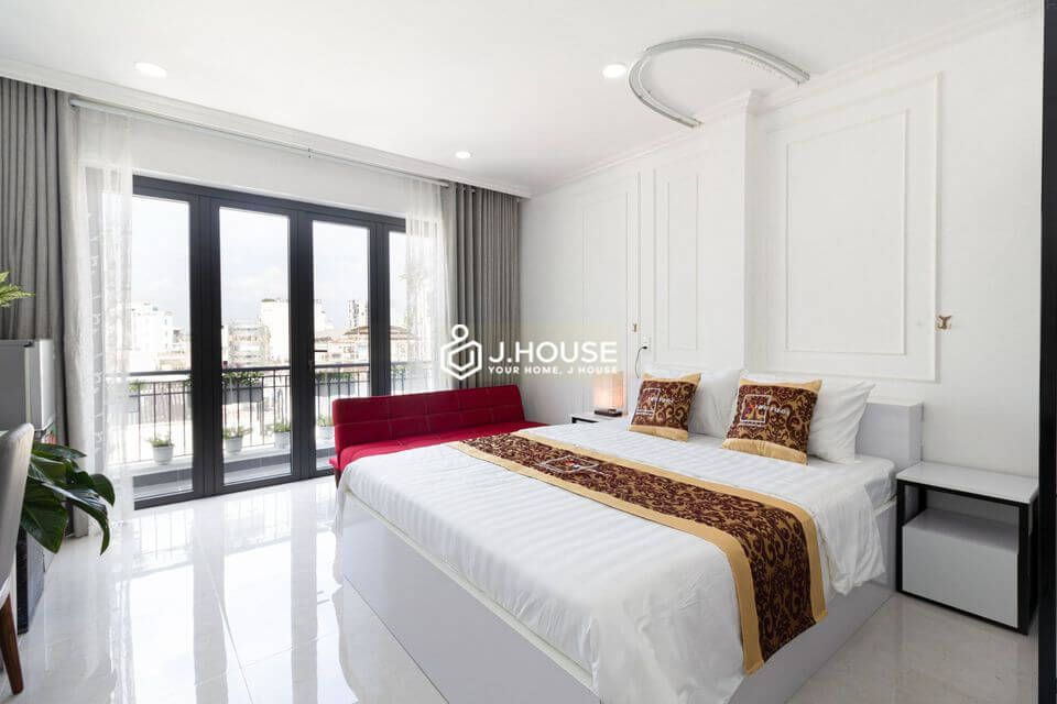 Fully furnished apartment with long balcony nice view in District 3