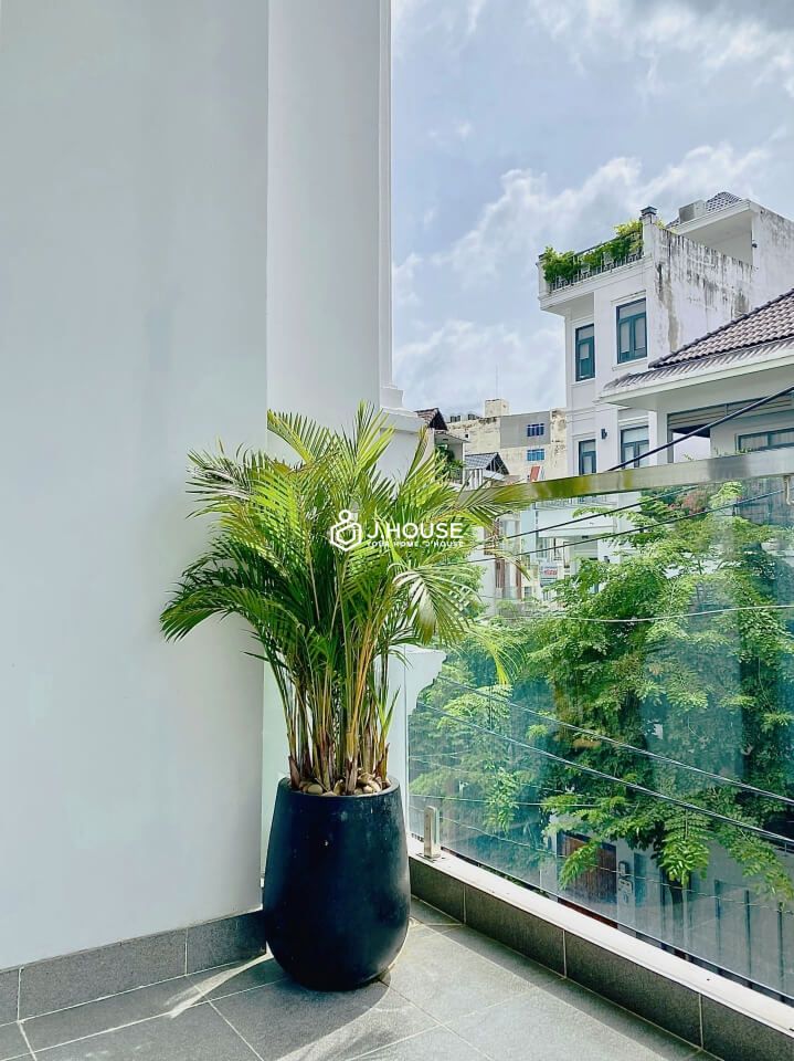 Fully furnished duplex apartment with balcony near the airport, Tan Binh District, HCMC-6
