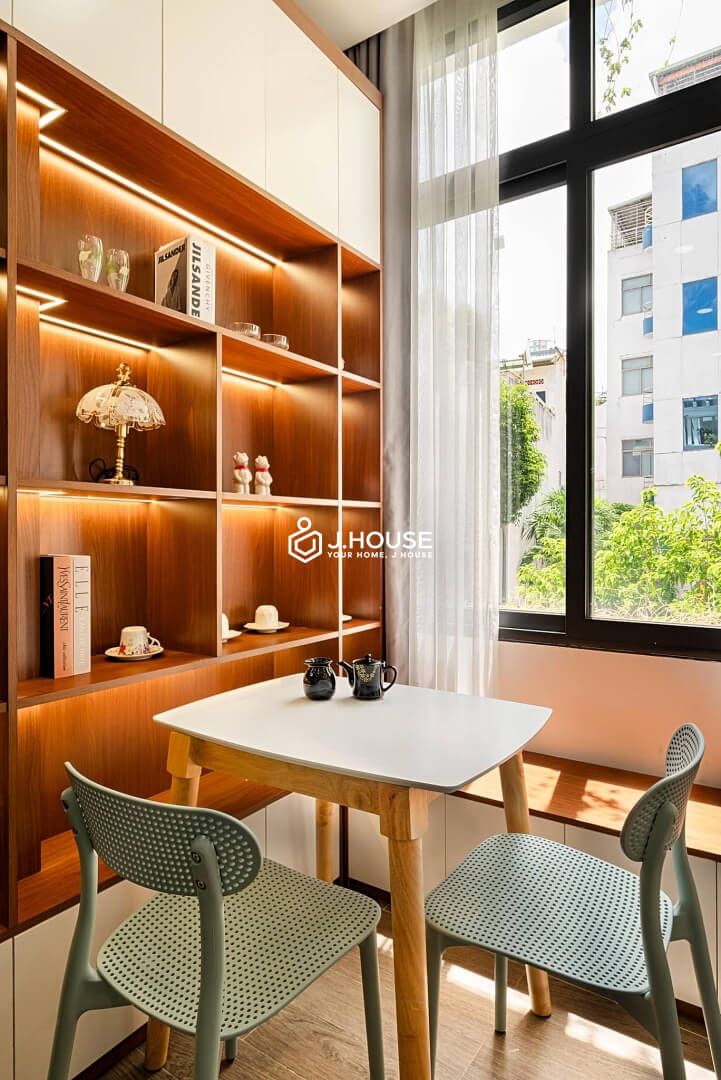Fully furnished studio apartment for rent in District 1 - Fullerton House