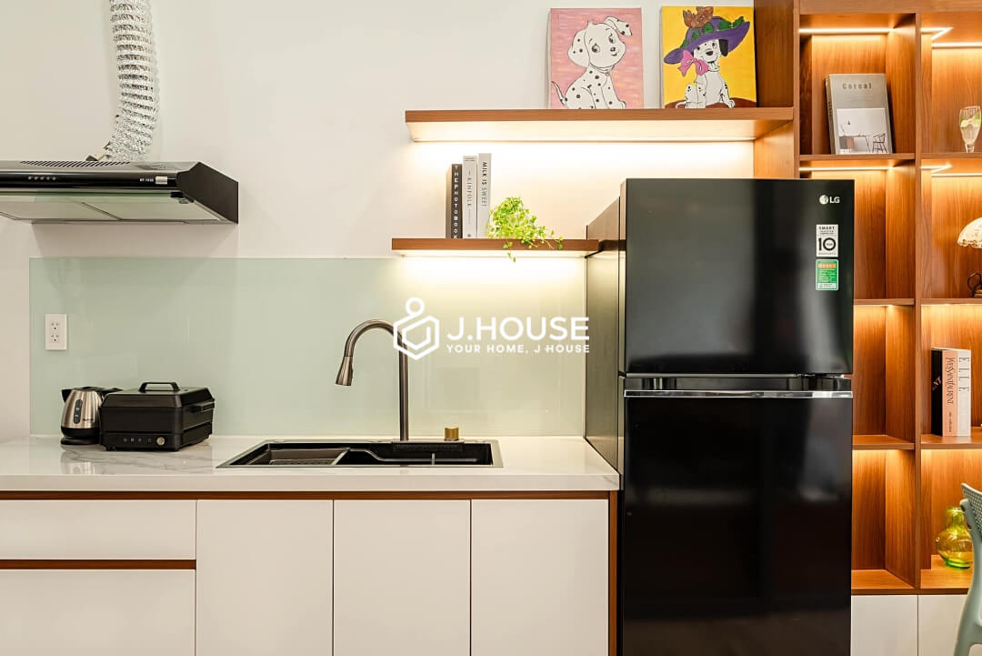 Fully furnished studio apartment for rent in District 1 - Fullerton House