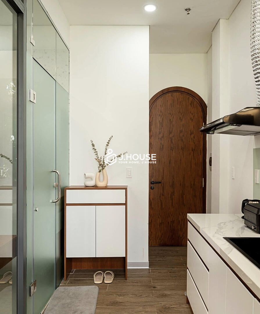 Fully furnished studio apartment for rent in District 1 - Fullerton House