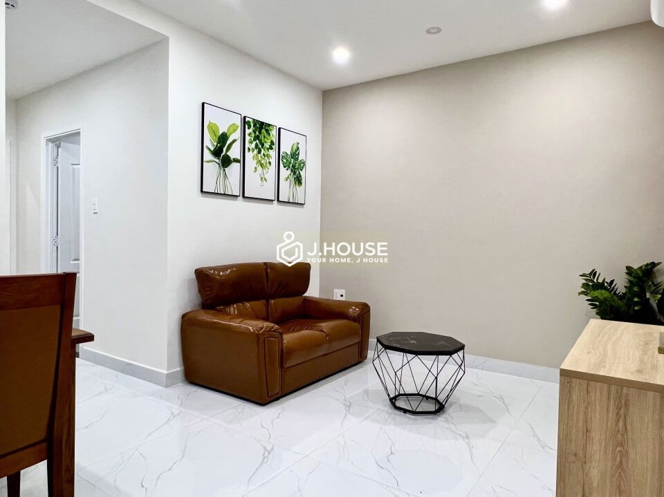 Modern 1 bedroom apartment on Nguyen Van Huong Street, District 2, HCMC-0