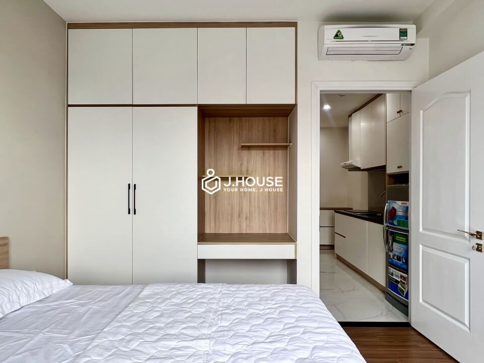 Modern fully furnished apartment has a balcony on Nguyen Van Huong Street, District 2, HCMC-5