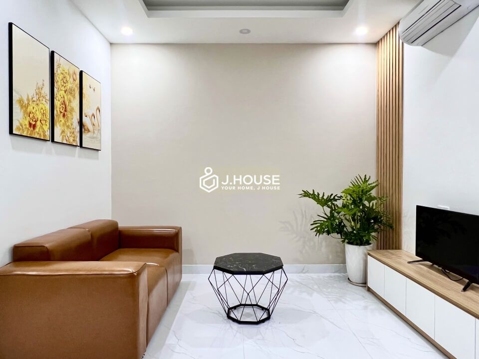 Modern 1-bedroom apartment has a balcony in Thao Dien, District 2