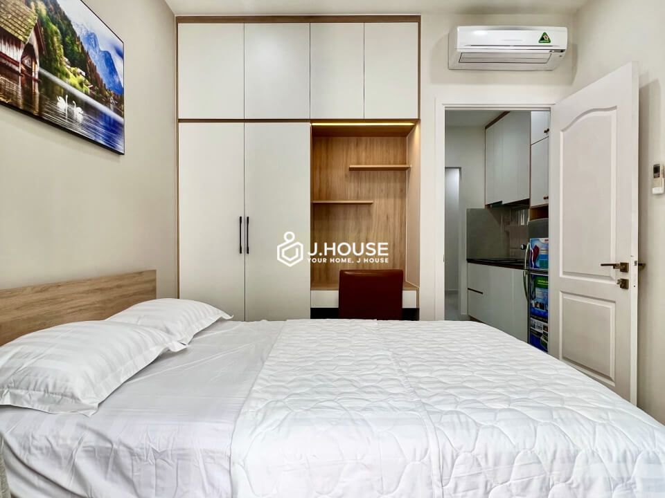 Modern fully furnished apartment on Nguyen Van Huong street, District 2, HCMC-7