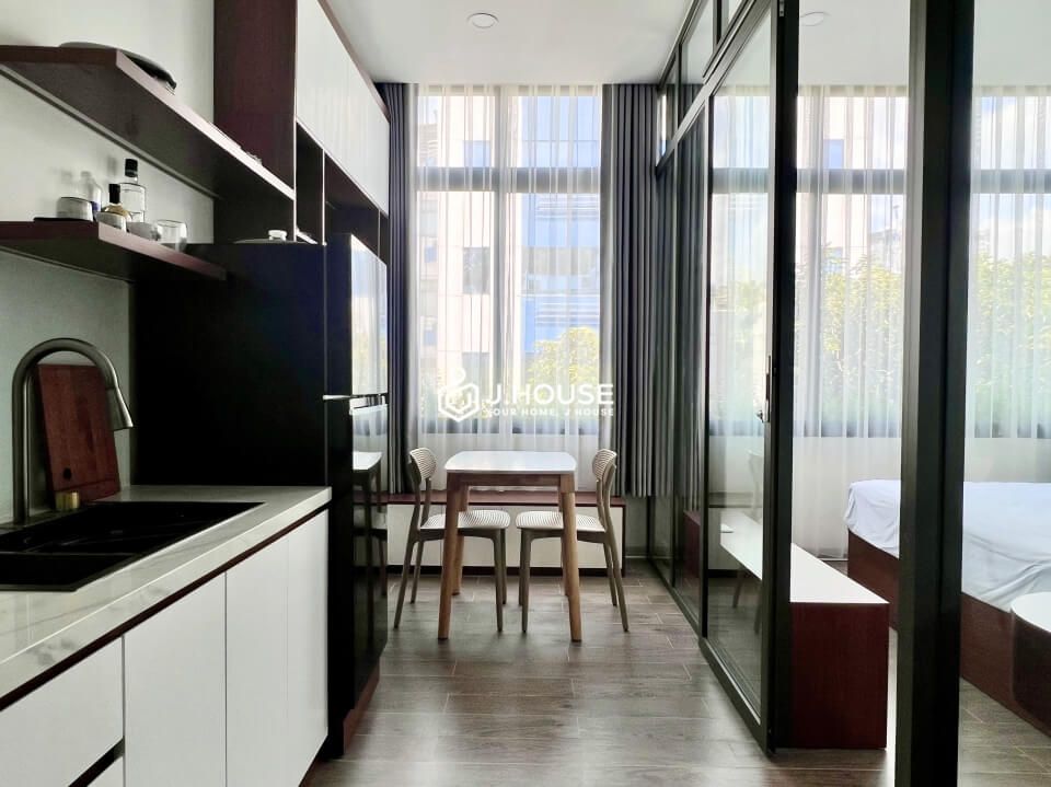 Modern fully furnished serviced apartment on Ly Van Phuc street, District 1, HCMC-0