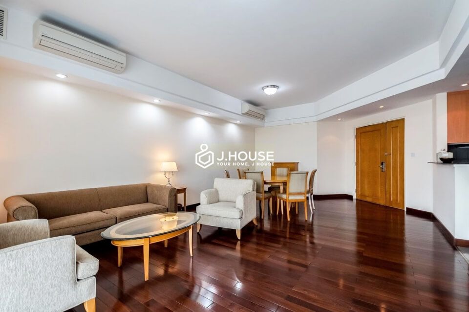Spacious 3-bedroom serviced apartment at Indochine Park Tower in District 3, HCMC-0