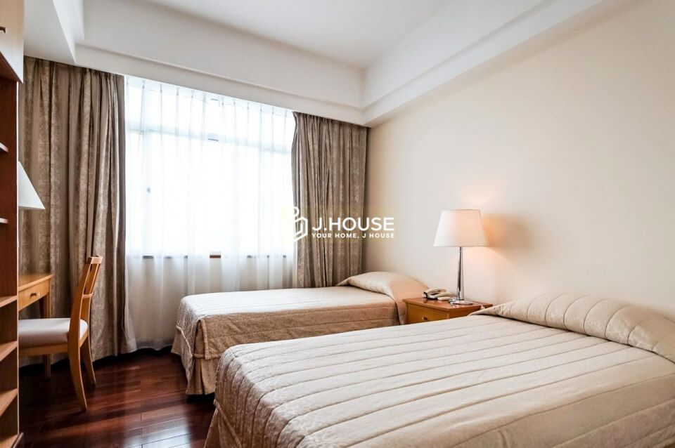 Spacious 3-bedroom serviced apartment at Indochine Park Tower in District 3, HCMC-16