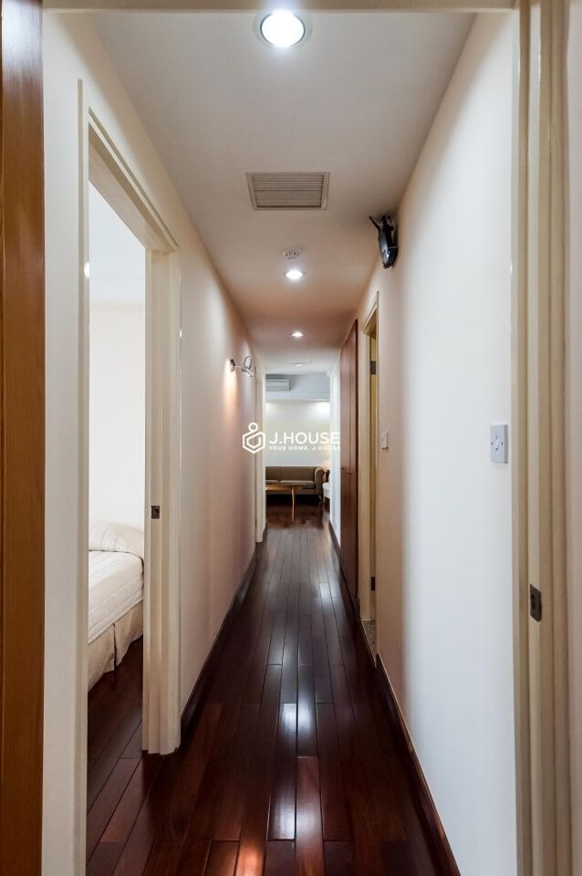 Spacious 3-bedroom serviced apartment at Indochine Park Tower in District 3, HCMC-8