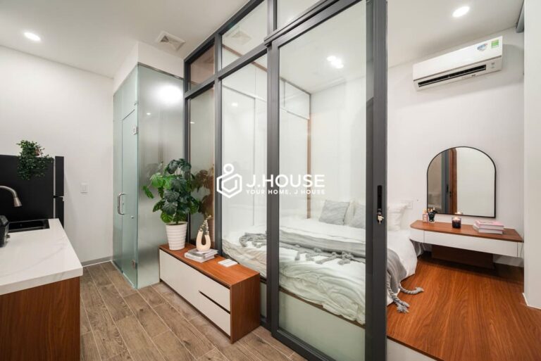 Studio apartment for rent in District 1 - Fullerton House