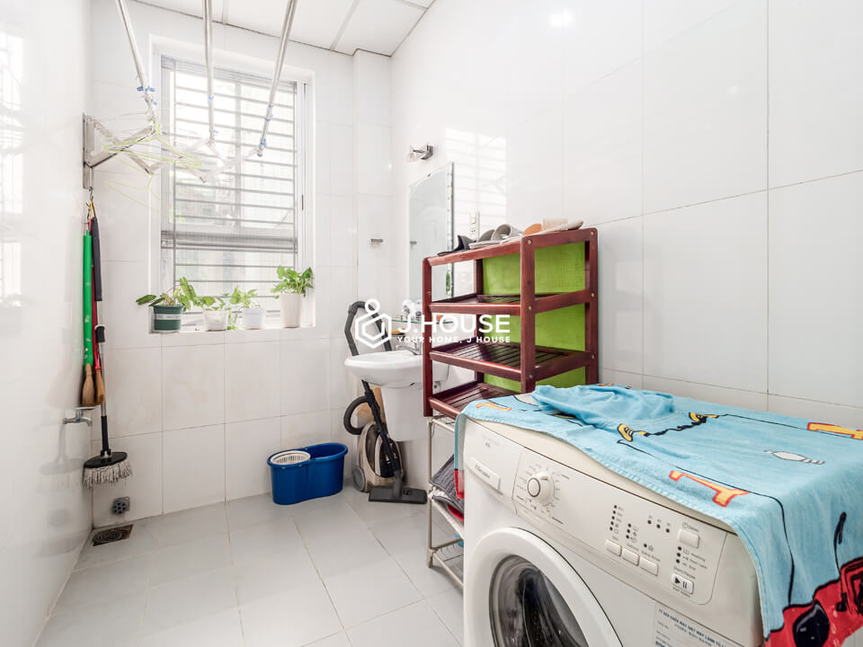2BR apartment for rent next to central park in District 1, HCMC