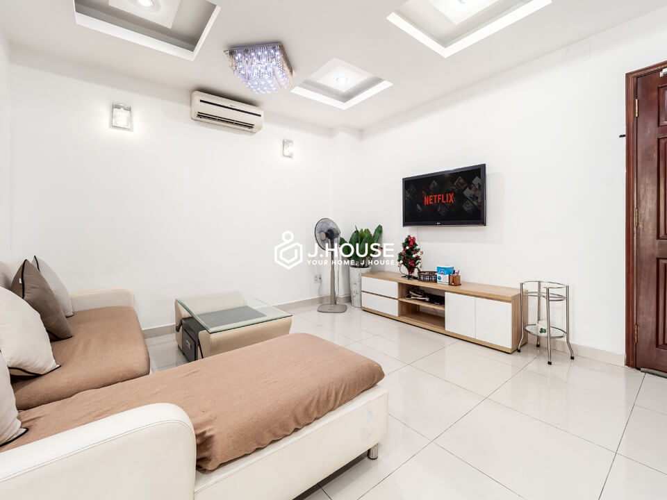 2BR apartment for rent next to central park in District 1, HCMC