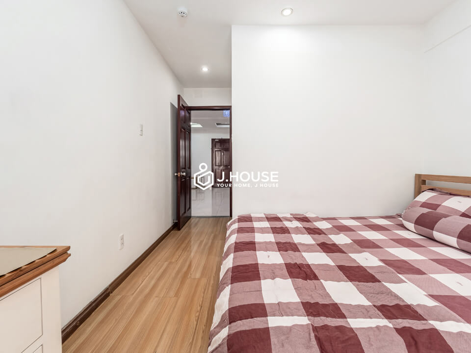 2BR apartment for rent next to central park in District 1, HCMC