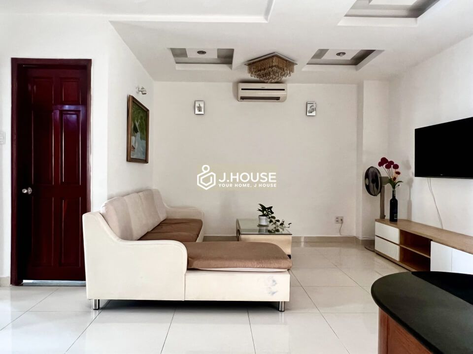 Fully furnished 2-bedroom apartment on Le Lai Street, District 1, HCMC-1