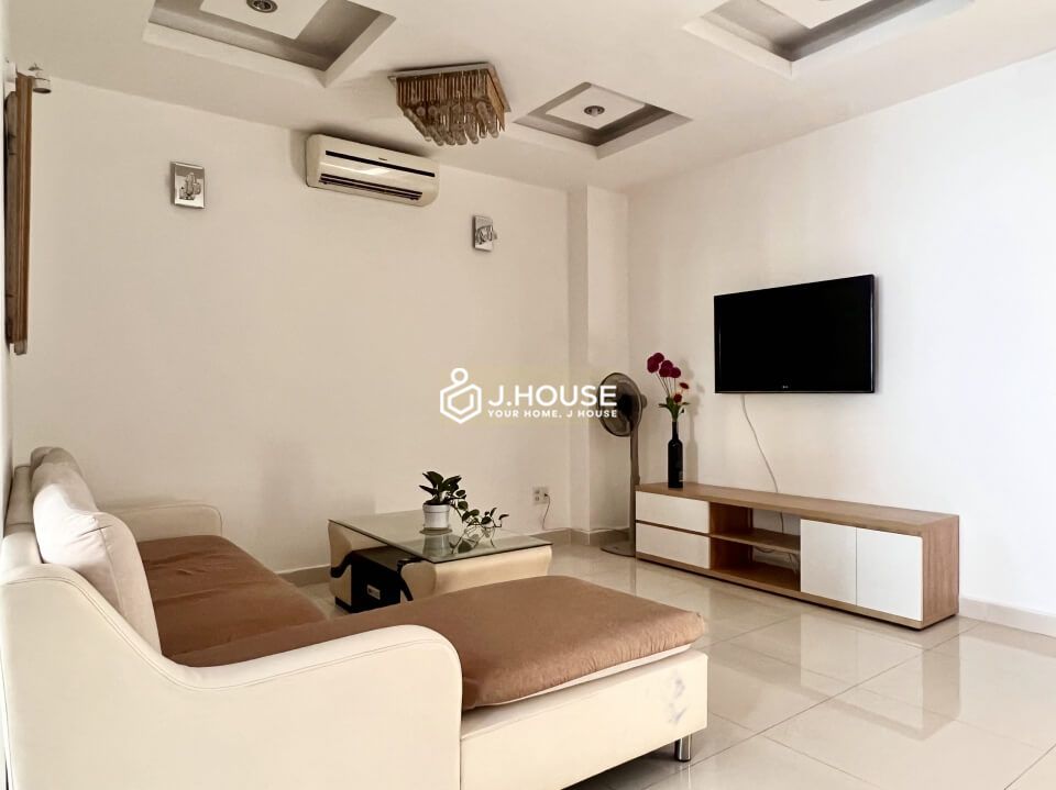 Fully furnished 2-bedroom apartment on Le Lai Street, District 1, HCMC-3
