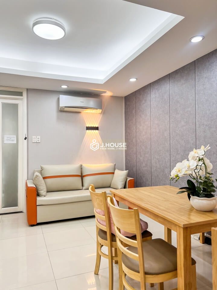 Affordable apartment for rent in District 1, HCMC-3