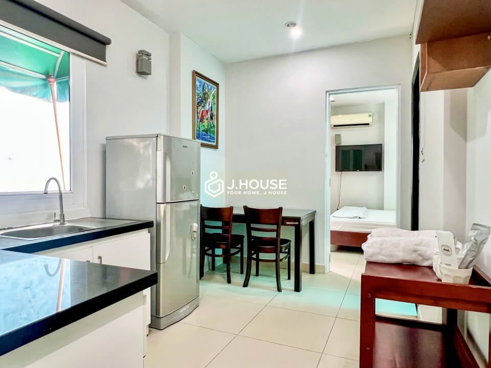 Fully furnished apartment for rent near Tan Dinh market in District 1, HCMC-2