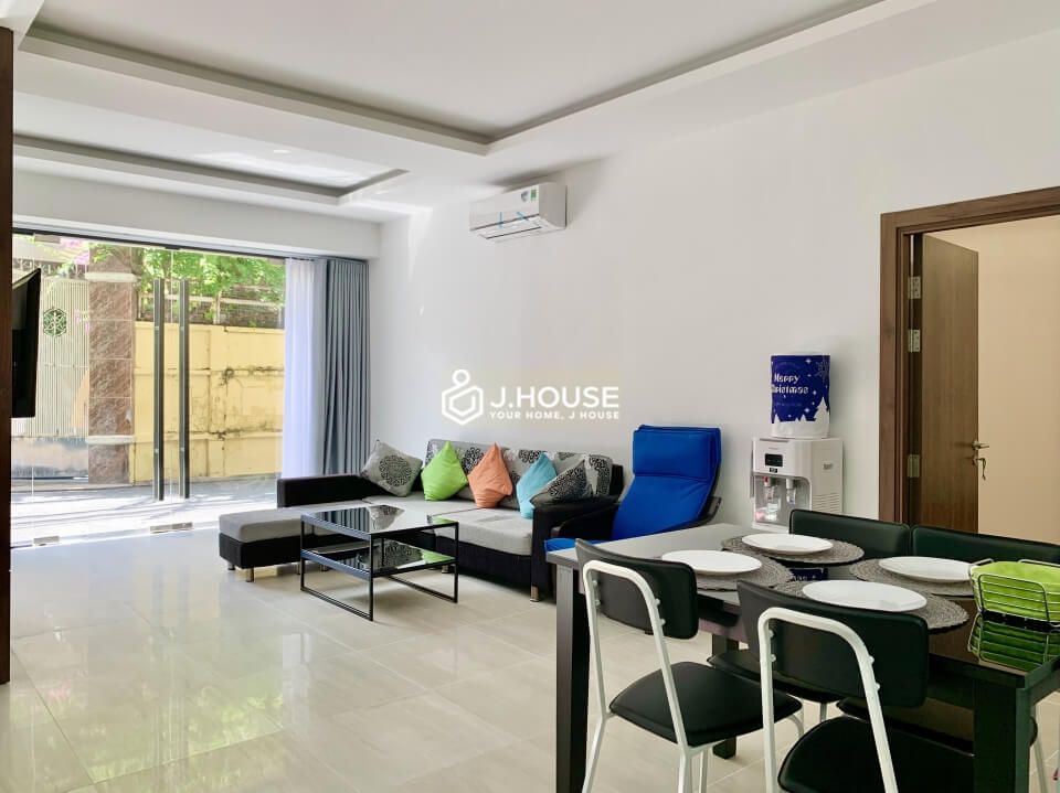 Spacious and private 1-bedroom serviced apartment on Le Van Sy street, Phu Nhuan District, HCMC