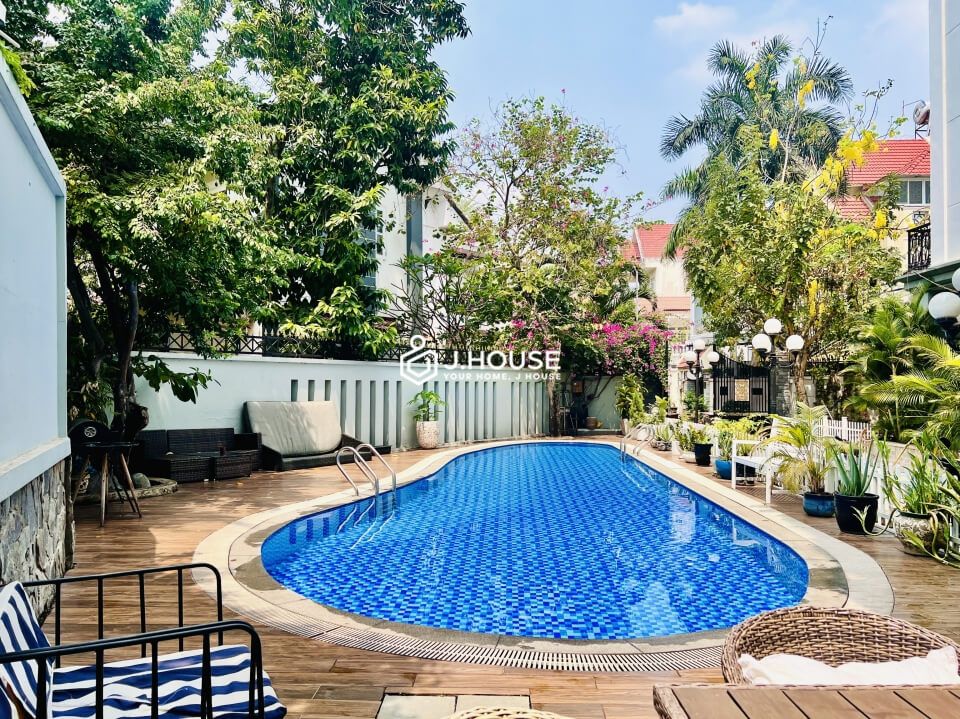 Apartment for rent with swimming pool in District 2, HCMC