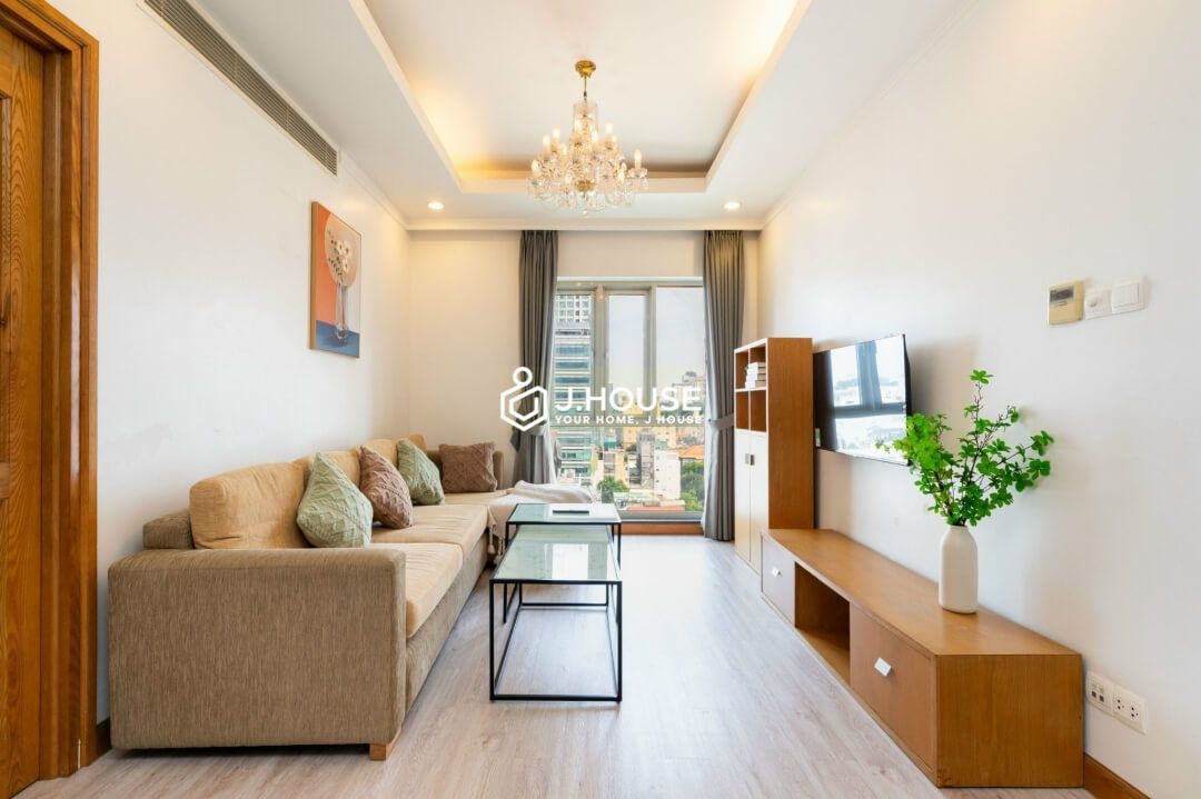 Luxurious 1-bedroom apartment for rent in Saigon Pavillon Apartment, District 3, HCMC