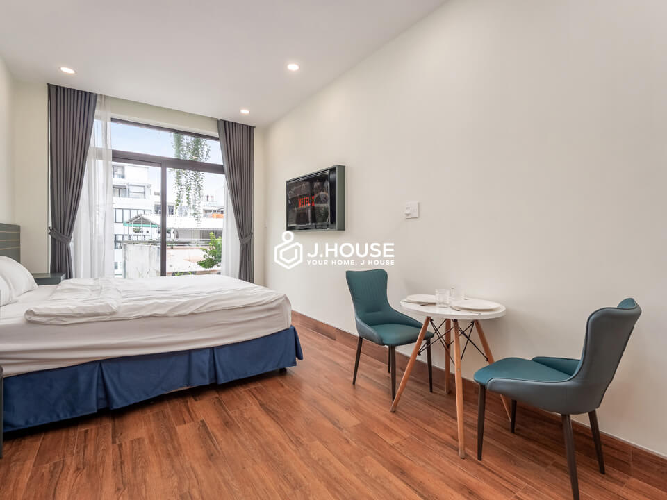 Modern Studio Apartment with Balcony Rent in Thao Dien, District 2, HCMC