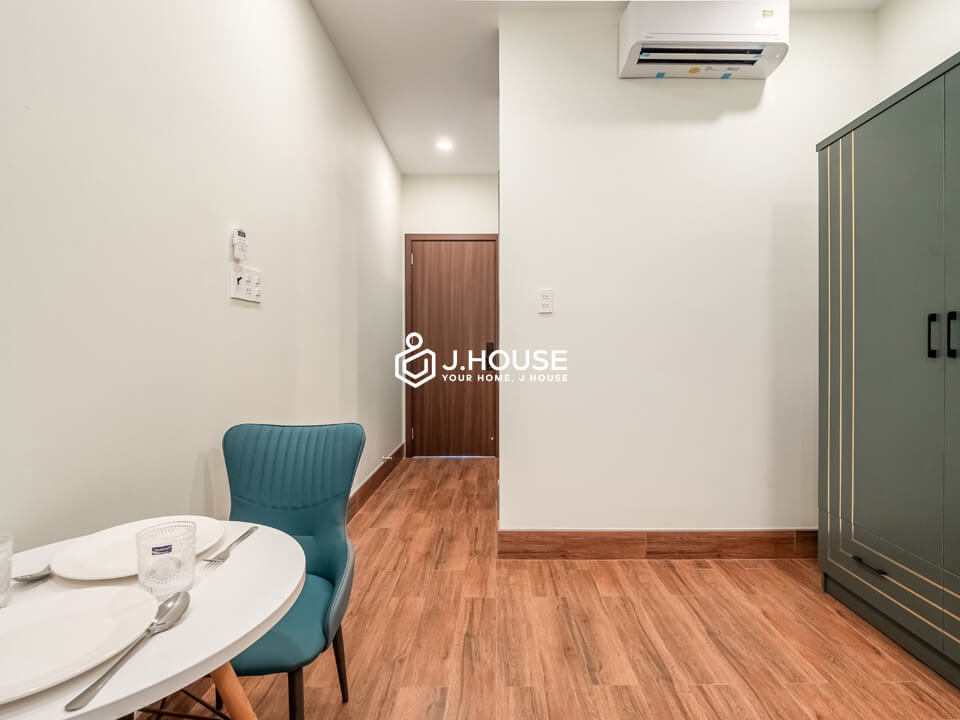 Modern Studio Apartment with Balcony Rent in Thao Dien, District 2, HCMC