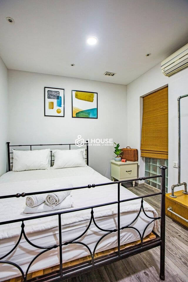 Modern 2-Bedroom Apartment with Balcony in Phu Nhuan District, HCMC