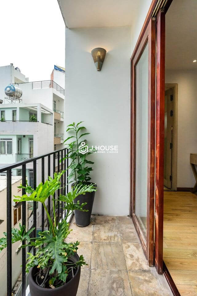 Modern 2-Bedroom Apartment with Balcony in Phu Nhuan District, HCMC