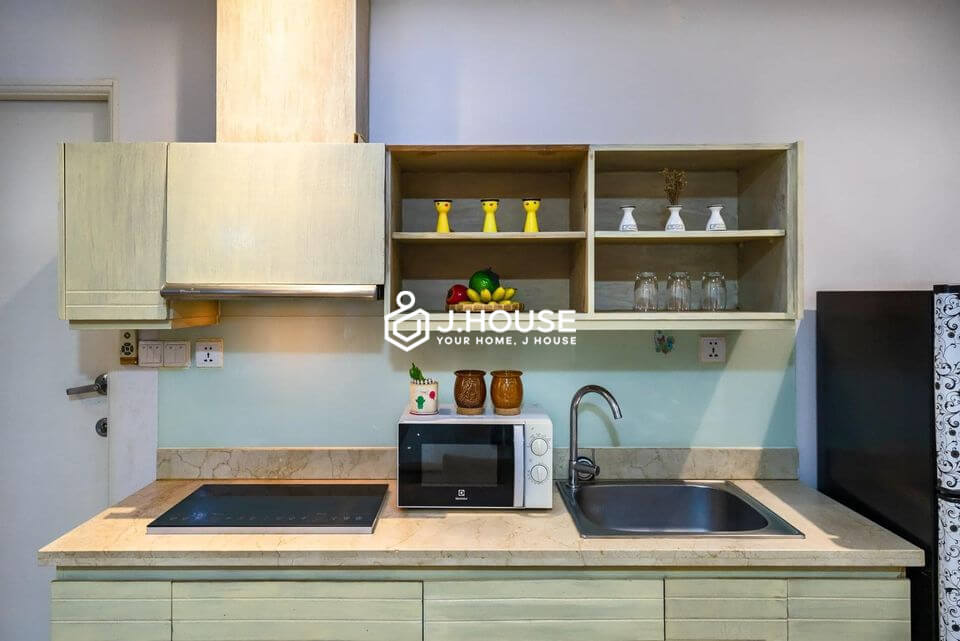Modern 2-Bedroom Apartment with Balcony in Phu Nhuan District, HCMC