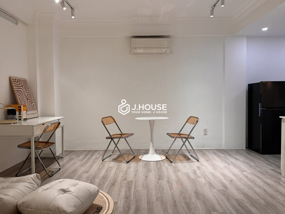 Modern Minimalist Apartment with Affordable Rent in District 1