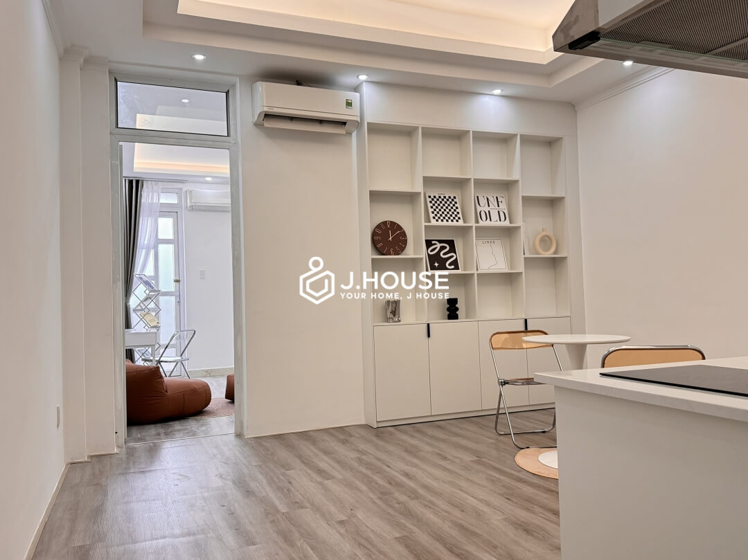 Spacious and Tranquil Minimalist Apartment in District 1 with Balcony