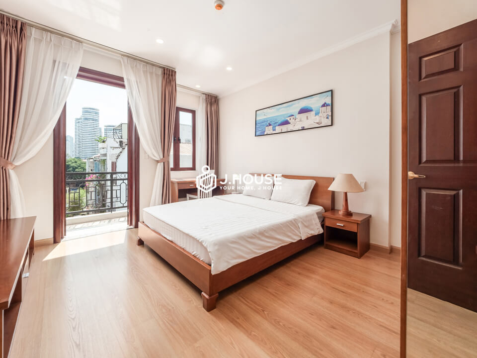 1BR apartment for rent with balcony in Binh Thanh District - Chi's Apartment