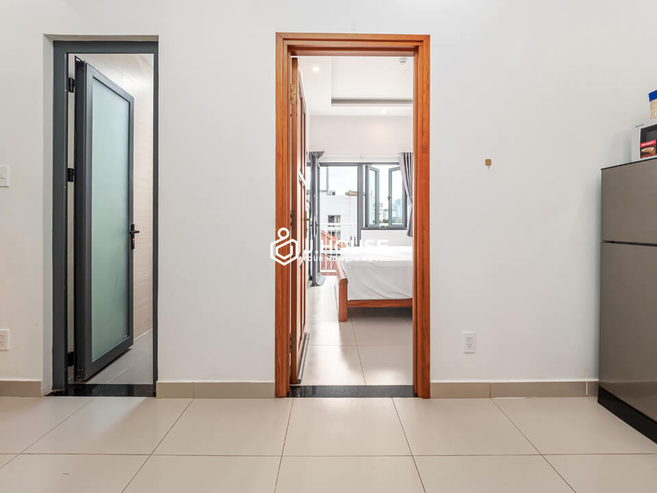 Modern 1 bedroom apartment for rent with balcony in Thao Dien, District 2