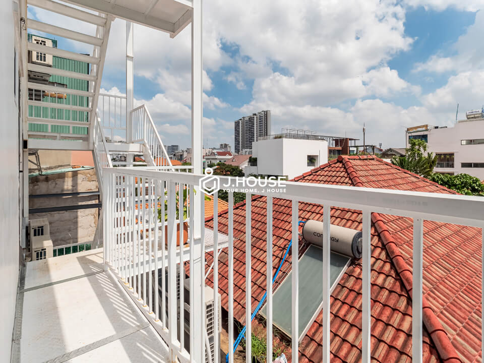 Modern 1 bedroom apartment for rent with balcony in Thao Dien, District 2