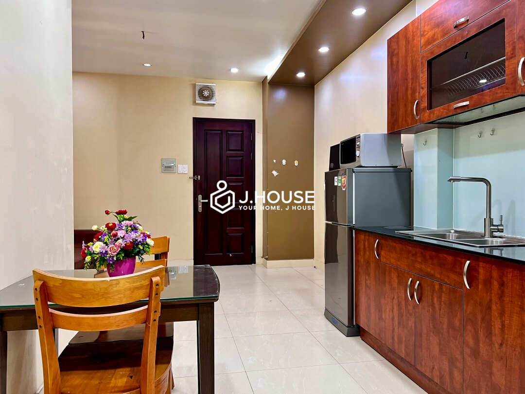 1 br apartment with balcony and washer at Cu Lao Apartment, Phu Nhuan District