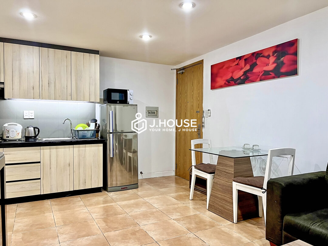 1BR apartment for rent near park and airport, Tan Binh District